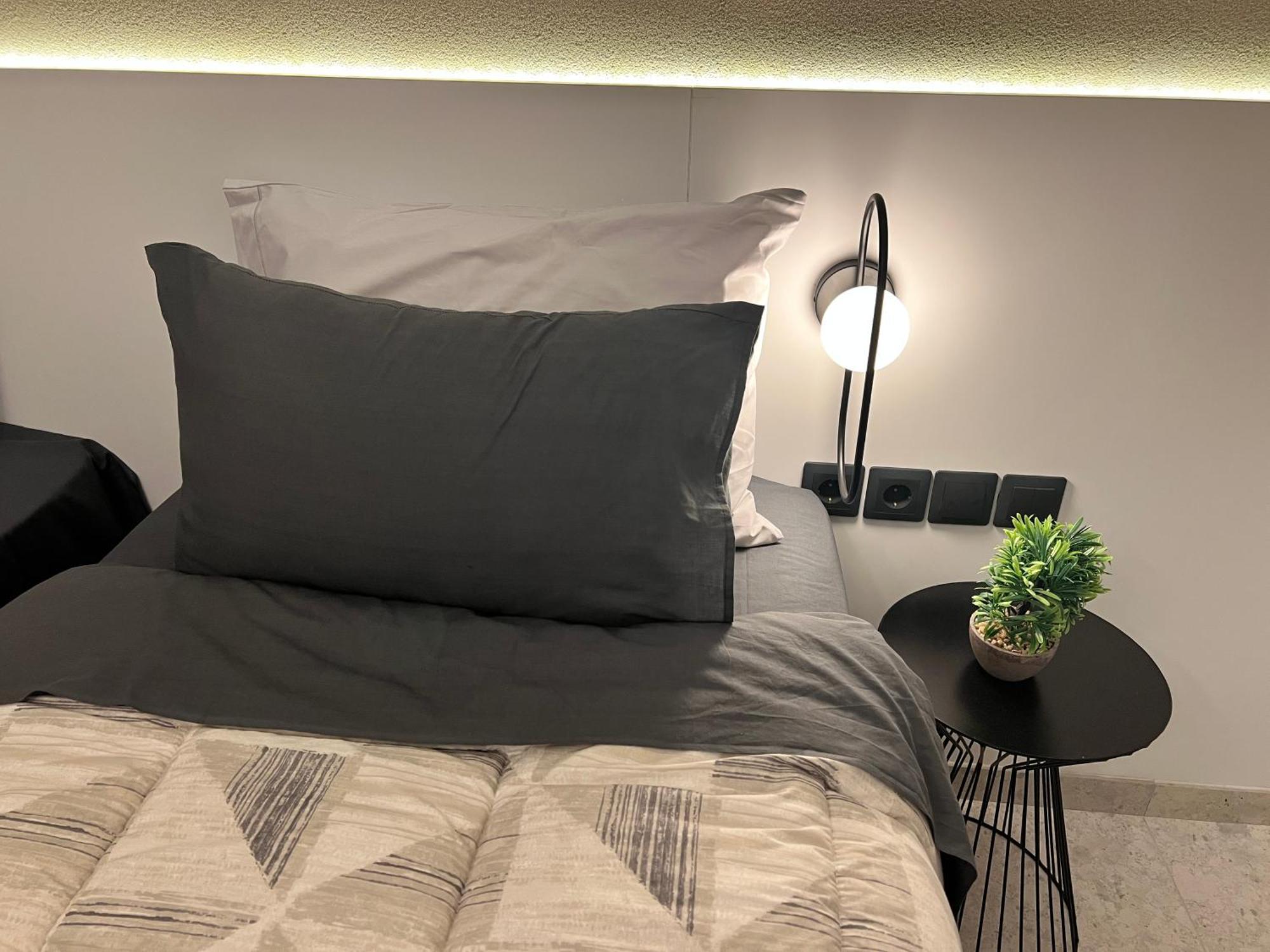 Suite Rooms - Fine Living Vevi Ngoại thất bức ảnh